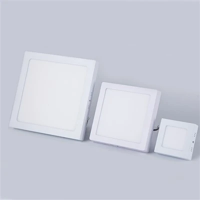 پنل LED 30x30 روی سطح نصب شده است